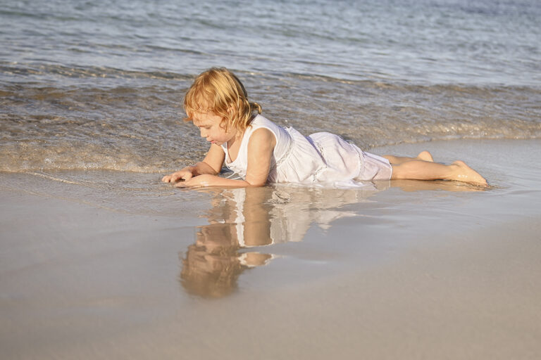 © Steph Watson 2020