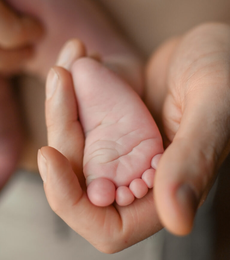 Documentalisme familiar. Sessió fotos New Born a casa, Girona Costa Brava