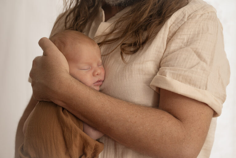 Documentalisme familiar. Sessió fotos New Born a casa, Girona Costa Brava