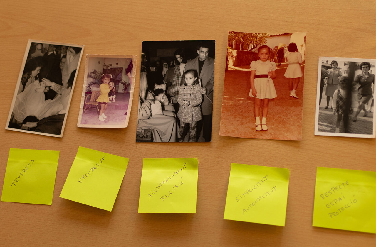 Taller fotografia terapèutica. Estudi de fotografia Vilobí d'Onyar Girona